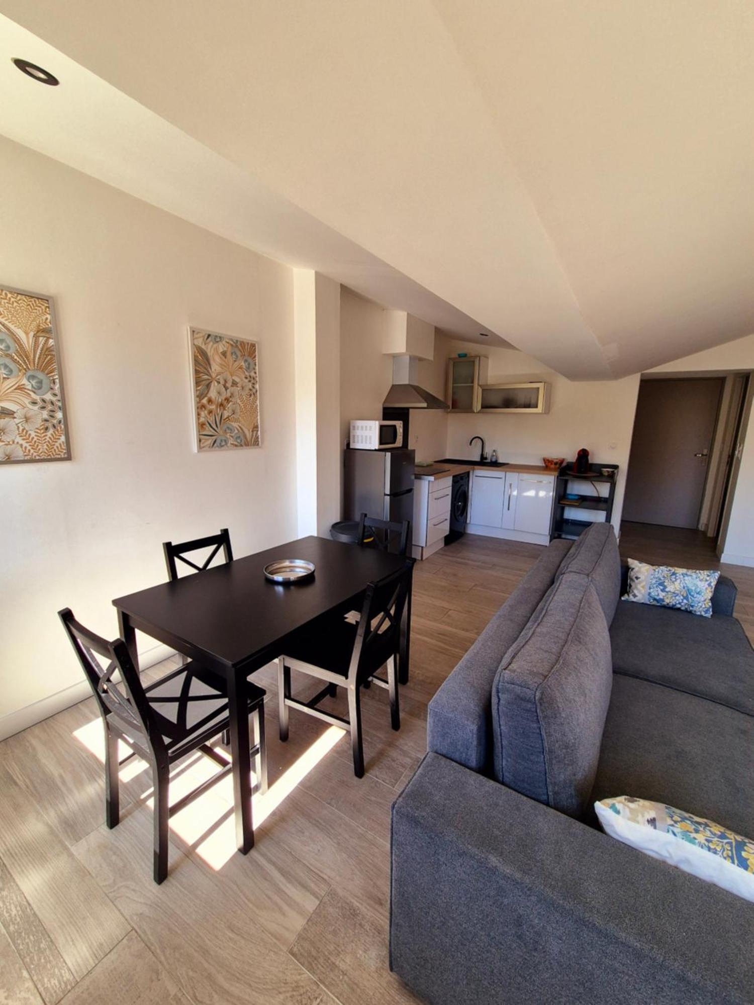 Spacieux T2, Residence Charles Trenet Narbonne Ngoại thất bức ảnh